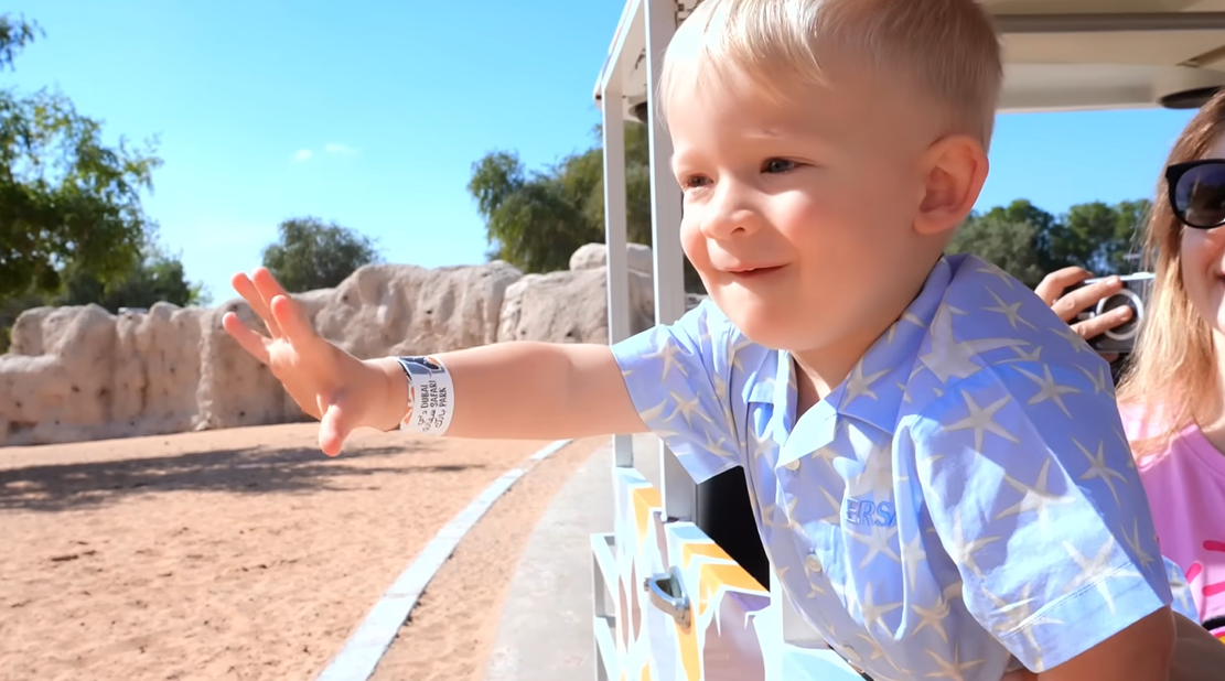 Oliver à la découverte du Safari de Dubaï (1)